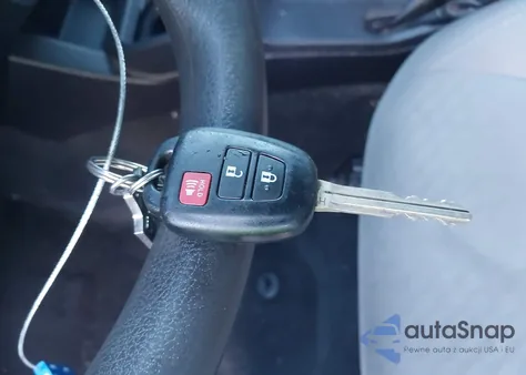 2020 Toyota Tacoma Sr z USA, uszkodzony, nr VIN 5TFAX5GN9LX186647